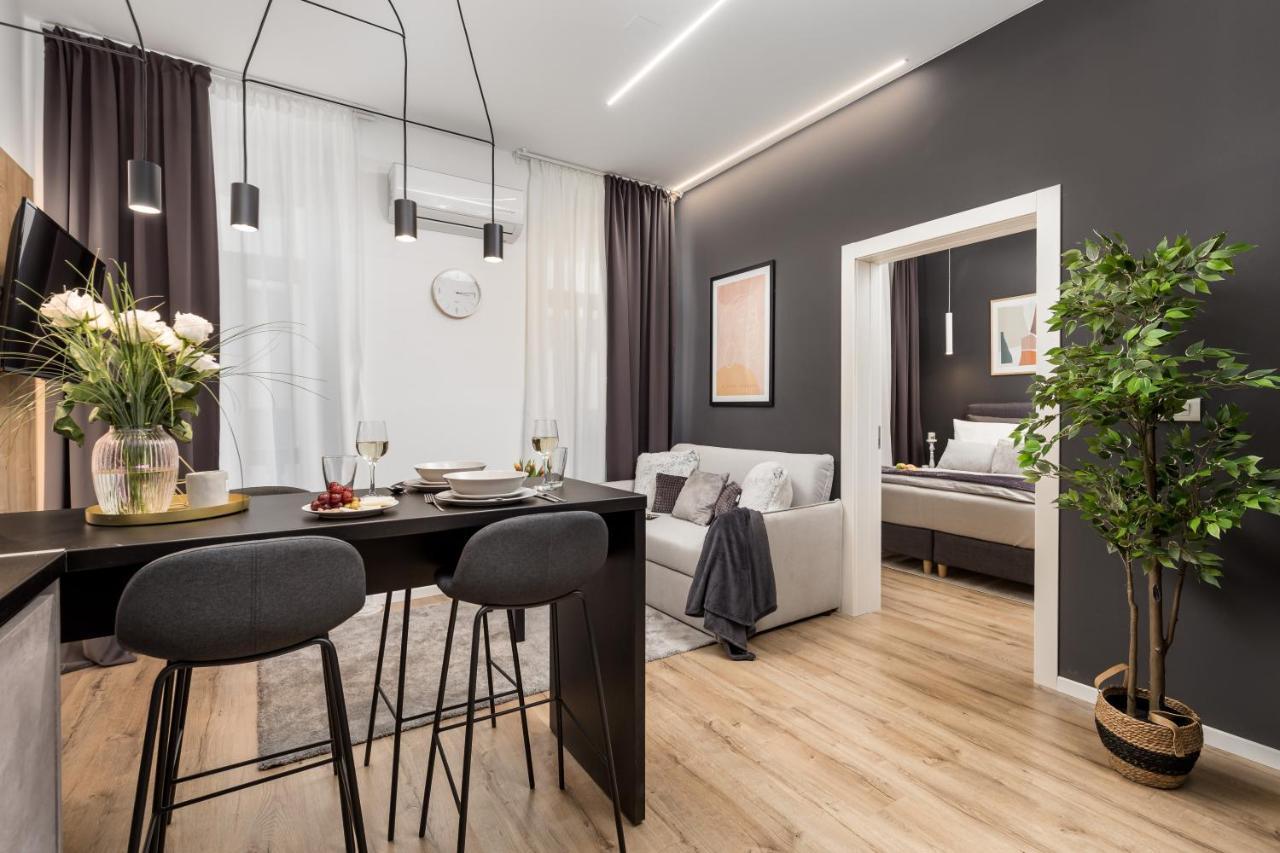 Saint Vitus Apartments With Balcony ริเยกา ภายนอก รูปภาพ