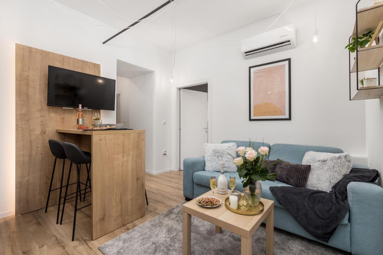 Saint Vitus Apartments With Balcony ริเยกา ภายนอก รูปภาพ