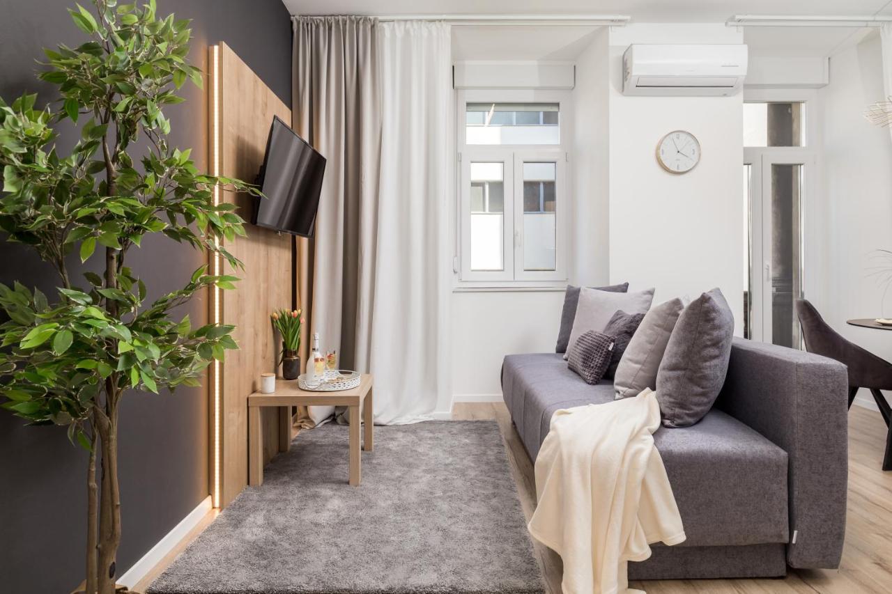 Saint Vitus Apartments With Balcony ริเยกา ภายนอก รูปภาพ